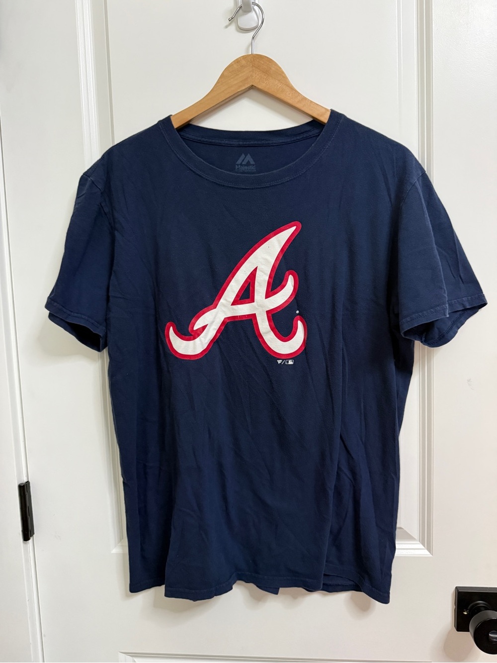 Fanatics Navy Blue Atlanta Braves 'A' Logo Short Sleeve Tee